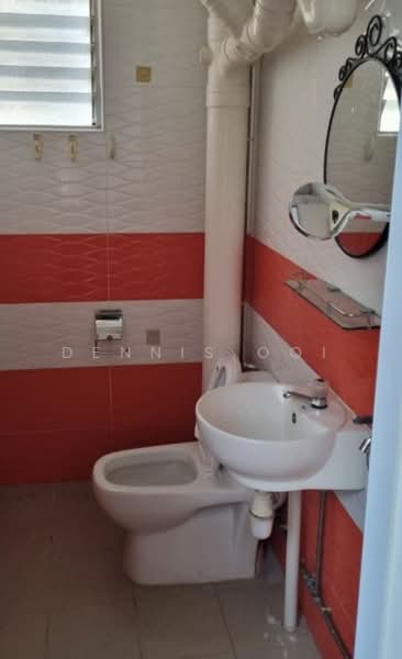 855 Tampines Street 83, 855 Tampines Street 83, Room Rental, 100 sqft, HDB Flat For Rent, by Dennis Ooi, 500224717 - Bathroom - PropertyGuru.com.sg