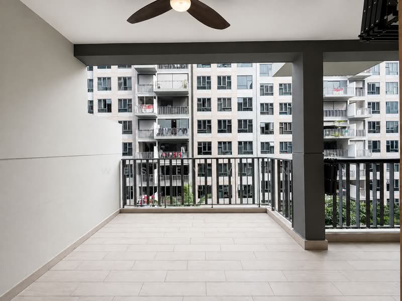 160 Canberra Drive photo 4