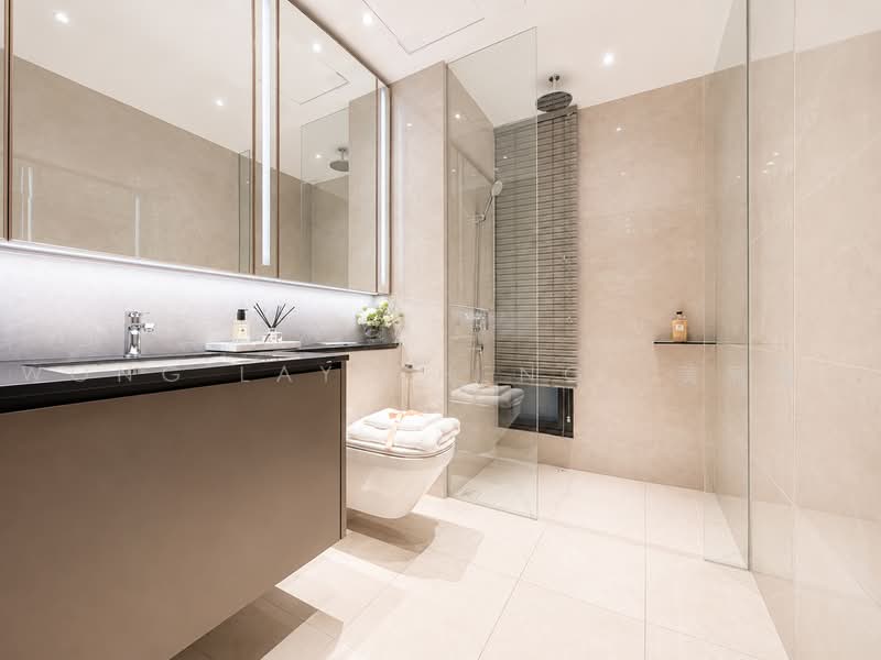 One Marina Gardens, 3 Marina Gardens Lane, 3 Bedrooms, 904 sqft, Condominium For Sale, by Wong Lay Cheng (黄丽清), 500224729 - Bathroom - PropertyGuru.com.sg