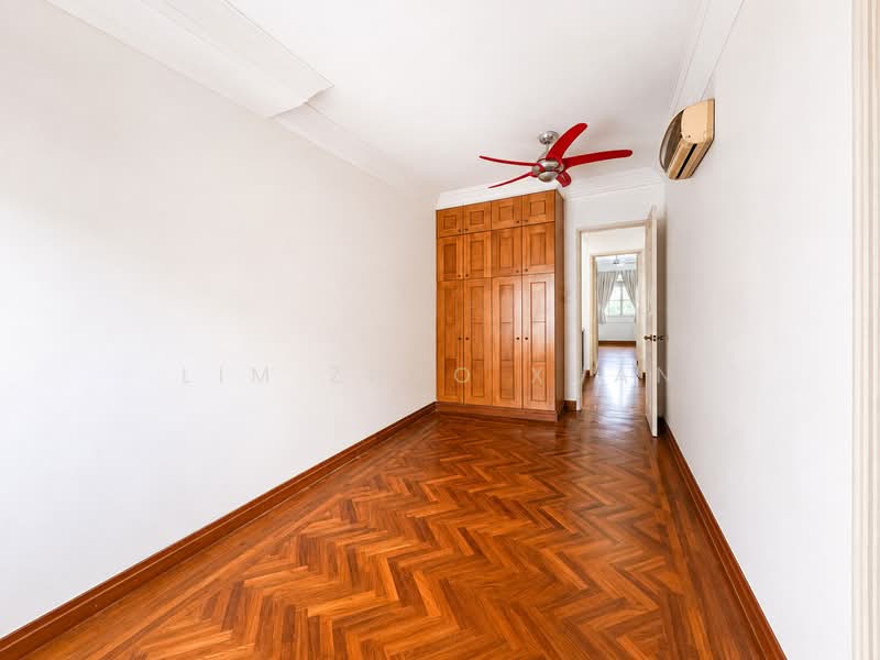 Holland Grove View, , 5 Bedrooms, 3,500 sqft, Semi-Detached House For Rent, by Lim Zhao Xuan, 500224733 - Ensuite Bedroom - PropertyGuru.com.sg