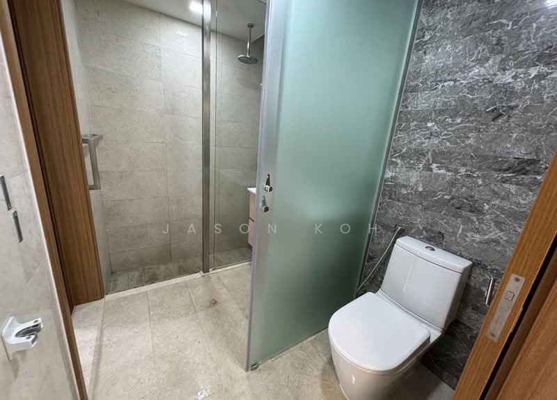 Watertown, 73 Punggol Central, 2 Bedrooms, 570 sqft, Condominium For Sale, by Jason Koh, 500224738 - Bathroom - PropertyGuru.com.sg