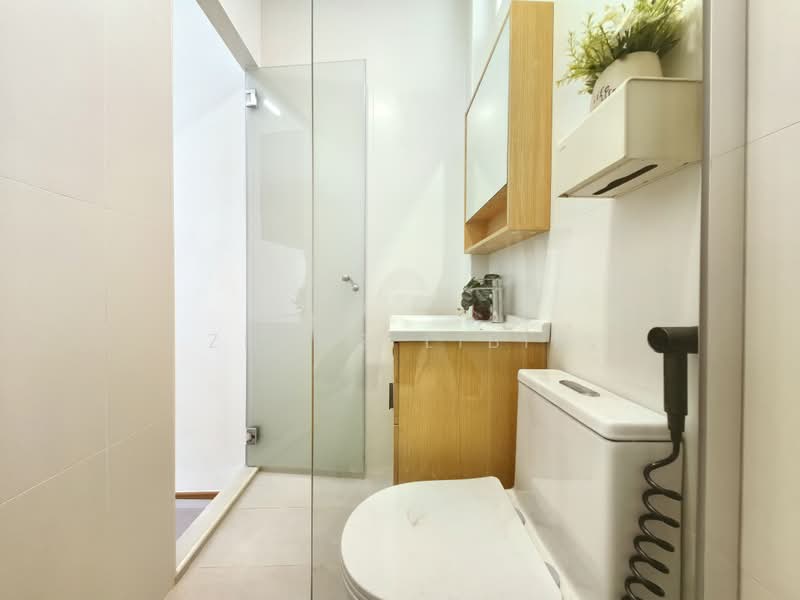 188 Tanjong Katong Road, , Studio, 380 sqft, Walk-up Apartment For Rent, by Zheng Libin, 500224739 - Bathroom - PropertyGuru.com.sg