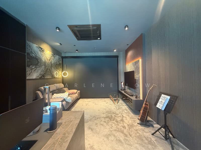 Zervex, 8 Ubi Road 2, 1,216 sqft, Light Industrial (B1) For Sale, by Charlene Low, 500224741 - Living Room - CommercialGuru.com.sg