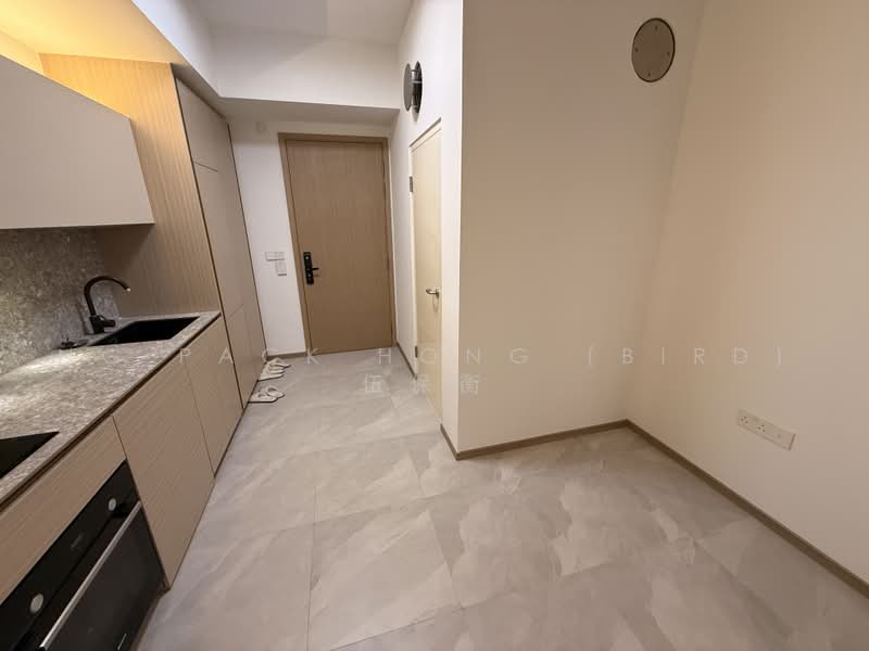 Roots @ Transit, 9 Transit Road, 2 Bedrooms, 667 sqft, Apartment For Sale, by Ng Pack Hong (Bird) 伍保衡, 500224747 - Kitchen - PropertyGuru.com.sg