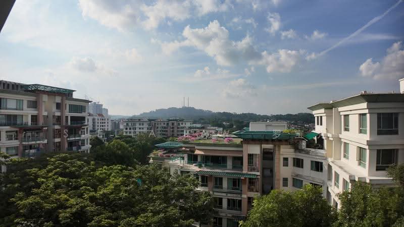 Floridian, 969 Bukit Timah Road, Clementi Park / Upper Bukit Timah, 4 Bedrooms, 1,658 sqft, Condominium For Sale, by Stella Law 罗宝儿, 500224756 - Kitchen View - PropertyGuru.com.sg