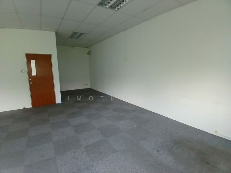 Woodlands Industrial Park E5, Woodlands Industrial Park E5, 750 sqft, Light Industrial (B1) For Rent, by Timothy Tan, 500224762 - Interior - CommercialGuru.com.sg