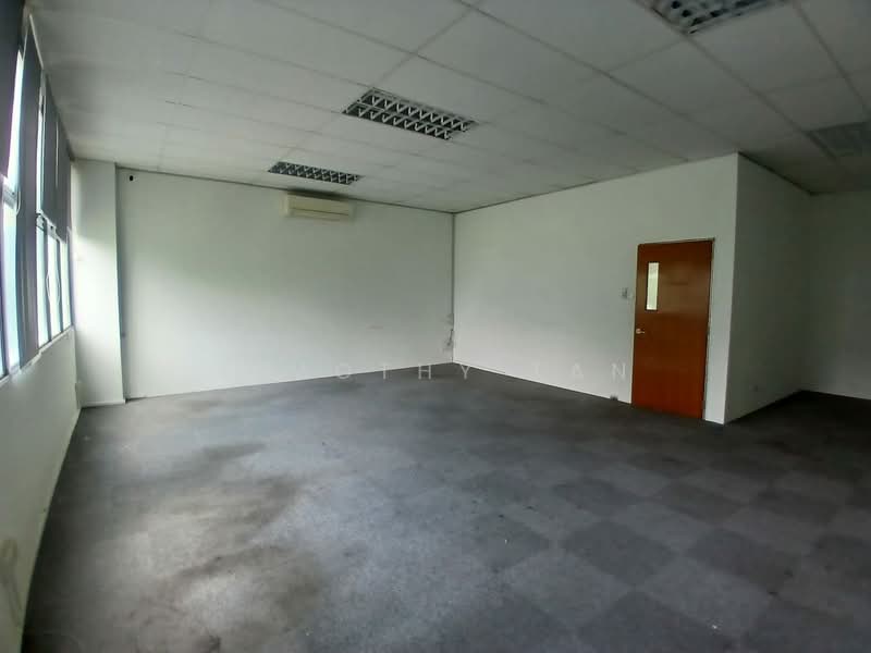 Woodlands Industrial Park E5, Woodlands Industrial Park E5, 750 sqft, Light Industrial (B1) For Rent, by Timothy Tan, 500224762 - Interior - CommercialGuru.com.sg