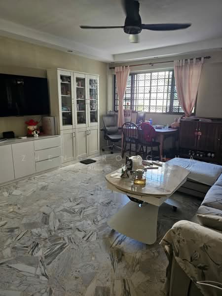 716 Clementi West Street 2, 716 Clementi West Street 2, Room Rental, 120 sqft, HDB Flat For Rent, by Zheng Ronghua 郑荣华, 500224768 - Living Room - PropertyGuru.com.sg