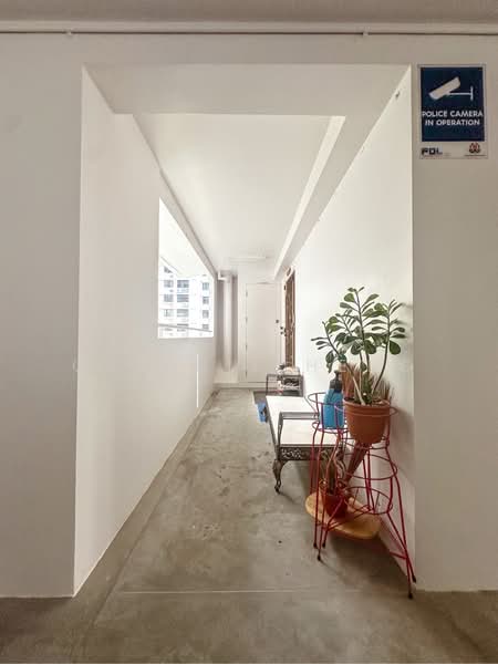 933A Hougang Avenue 9, 933A Hougang Avenue 9, 3 Bedrooms, 990 sqft, HDB Flat For Sale, by Queenie Heng, 500224771 - Recess area - PropertyGuru.com.sg