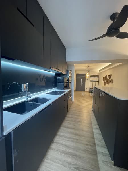 156 Lorong 1 Toa Payoh, 156 Lorong 1 Toa Payoh, 3 Bedrooms, 1,088 sqft, HDB Flat For Sale, by Joey Soo 苏瞳祖儿, 500224774 - Kitchen - PropertyGuru.com.sg