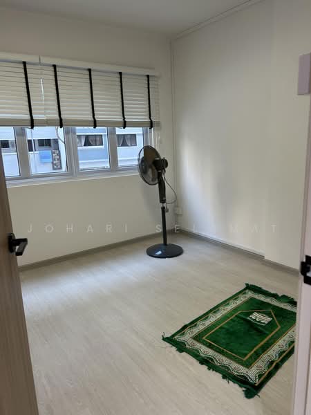 Blk 868 Tampines, Street 83, 4 Bedrooms, 1,302 sqft, HDB Flat For Rent, by Johari Selamat, 500224804 - PropertyGuru.com.sg