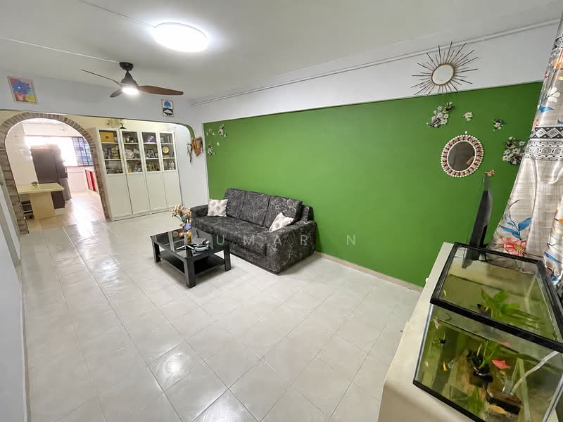 449 Jurong West Street 42, 449 Jurong West Street 42, 2 Bedrooms, 796 sqft, HDB Flat For Sale, by Kumar N, 500224807 - Living Room - PropertyGuru.com.sg