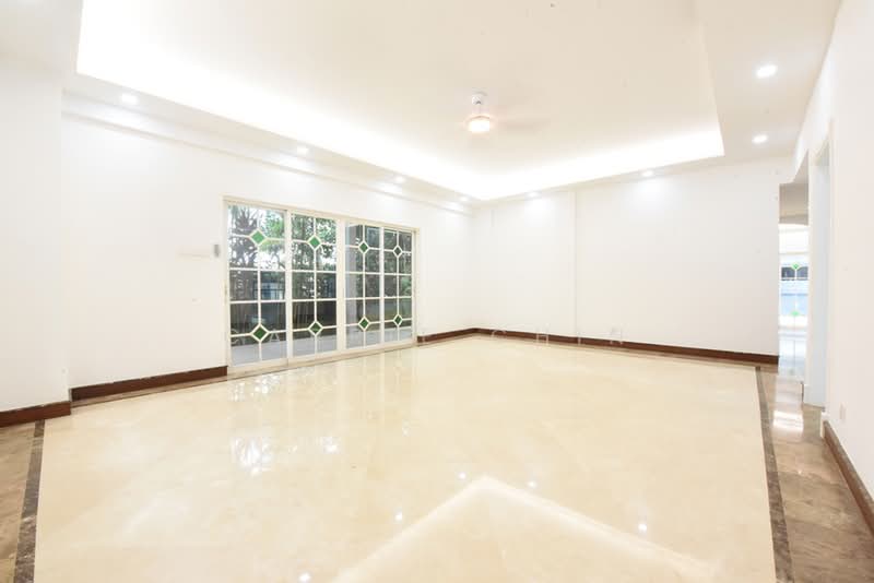 Gentle Villas, Gentle Drive, 5 Bedrooms, 7,382 sqft, Detached House For Rent, by Carrie Chin, 500224812 - Dining Room - PropertyGuru.com.sg