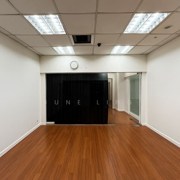 Sim Lim Square, 1 Rochor Canal Road, 366 sqft, Other Retail For Rent, by June Ling, 500224813 - Interior - CommercialGuru.com.sg
