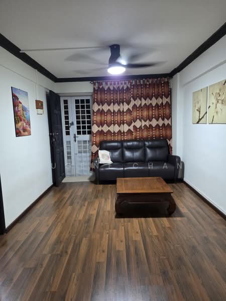 157 Lorong 1 Toa Payoh, 157 Lorong 1 Toa Payoh, 2 Bedrooms, 721 sqft, HDB Flat For Sale, by Eugene Chan, 500224826 - Living Room - PropertyGuru.com.sg