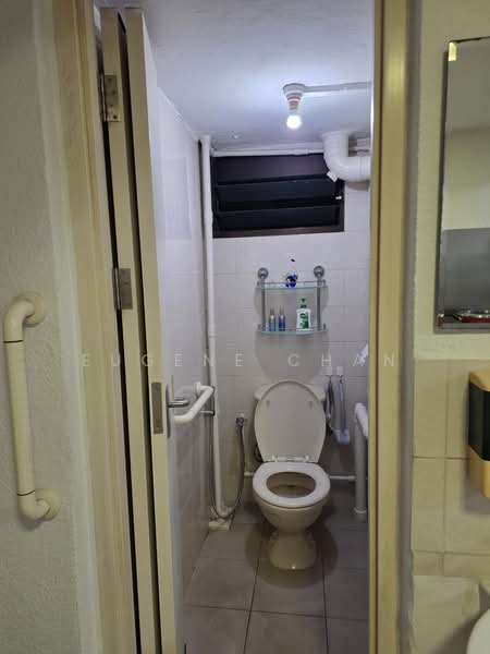 157 Lorong 1 Toa Payoh, 157 Lorong 1 Toa Payoh, 2 Bedrooms, 721 sqft, HDB Flat For Sale, by Eugene Chan, 500224826 - PropertyGuru.com.sg