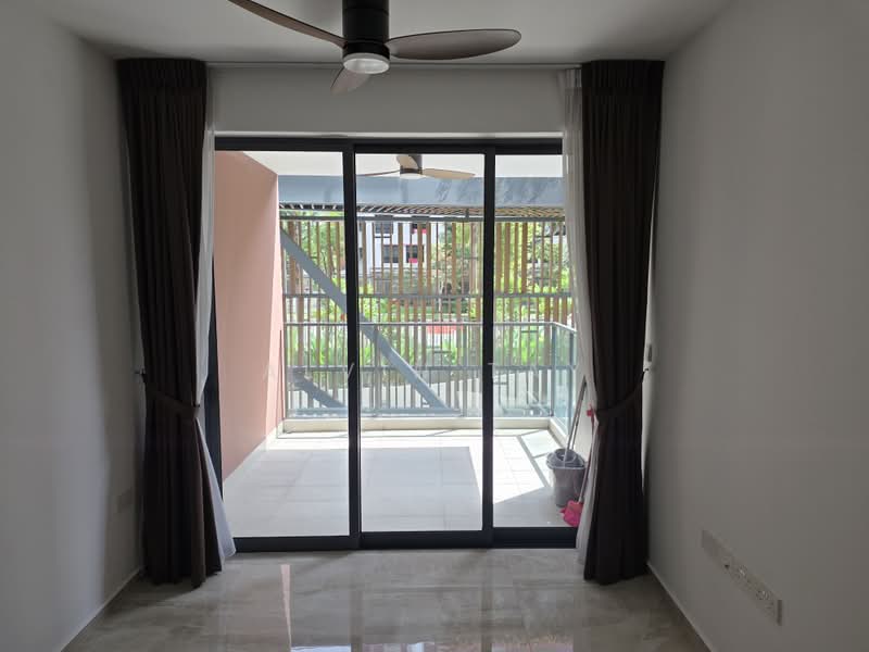 Affinity At Serangoon, 24 Serangoon North Avenue 1, 3 Bedrooms, 850 sqft, Condominium For Rent, by Alvin Tay, 500224841 - Balcony - PropertyGuru.com.sg