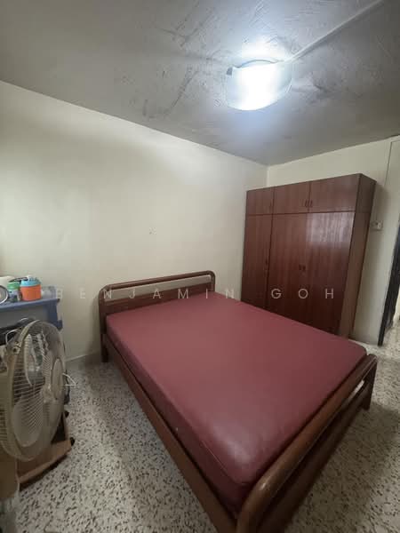 33 Bedok South Avenue 2, 33 Bedok South Avenue 2, 3 Bedrooms, 786 sqft, HDB Flat For Sale, by Benjamin Goh, 500224855 - Bedroom - PropertyGuru.com.sg