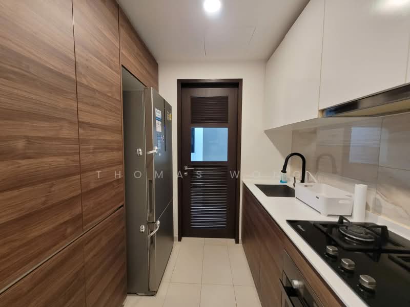 The Brownstone, 160 Canberra Drive, 3 Bedrooms, 990 sqft, Executive Condominium For Sale, by Thomas Wong, 500224856 - Kitchen - PropertyGuru.com.sg