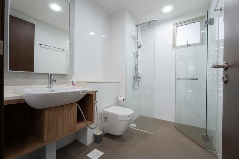 Heron bay, , 4 Bedrooms, 1,281 sqft, Executive Condominium For Sale, by Peggy Ong, 500224859 - Bathroom - PropertyGuru.com.sg