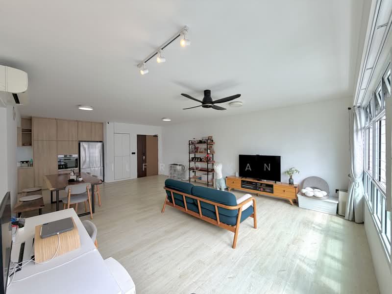 453B Bukit Batok West Avenue 6, 453B Bukit Batok West Avenue 6, 3 Bedrooms, 1,238 sqft, HDB Flat For Sale, by Wilfred Kang, 500224866 - Living Room - PropertyGuru.com.sg