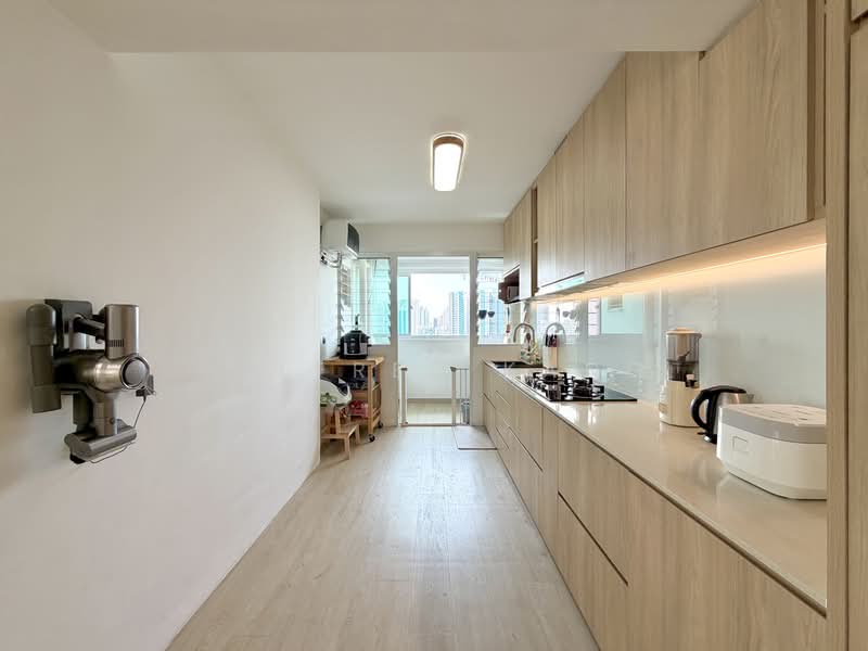 453B Bukit Batok West Avenue 6, 453B Bukit Batok West Avenue 6, 3 Bedrooms, 1,238 sqft, HDB Flat For Sale, by Wilfred Kang, 500224866 - Kitchen - PropertyGuru.com.sg