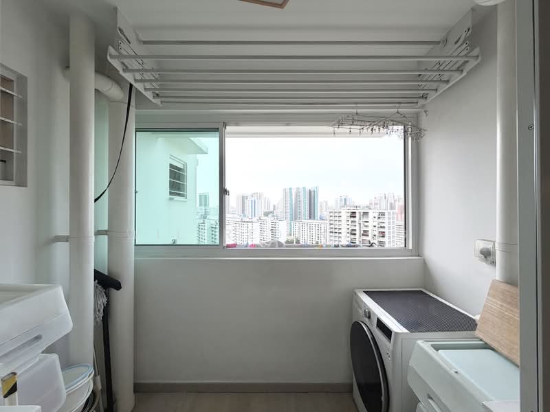 453B Bukit Batok West Avenue 6, 453B Bukit Batok West Avenue 6, 3 Bedrooms, 1,238 sqft, HDB Flat For Sale, by Wilfred Kang, 500224866 - Yard - PropertyGuru.com.sg
