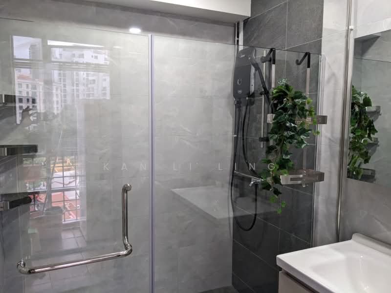 UE Square, 207 River Valley Road, Room Rental, 110 sqft, Apartment For Rent, by Kan Li Ling, 500224870 - Bathroom - PropertyGuru.com.sg
