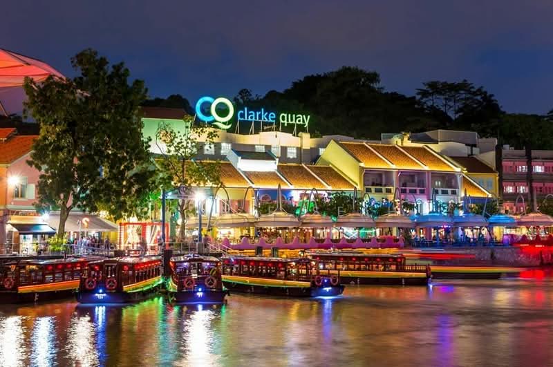 Cheap! Rare! Salon / Café Shophouse Near Raffles Place MRT, Boat Quay, 1,248 sqft, Food & Beverage For Rent, by Connie Seah, 500224875 - CommercialGuru.com.sg