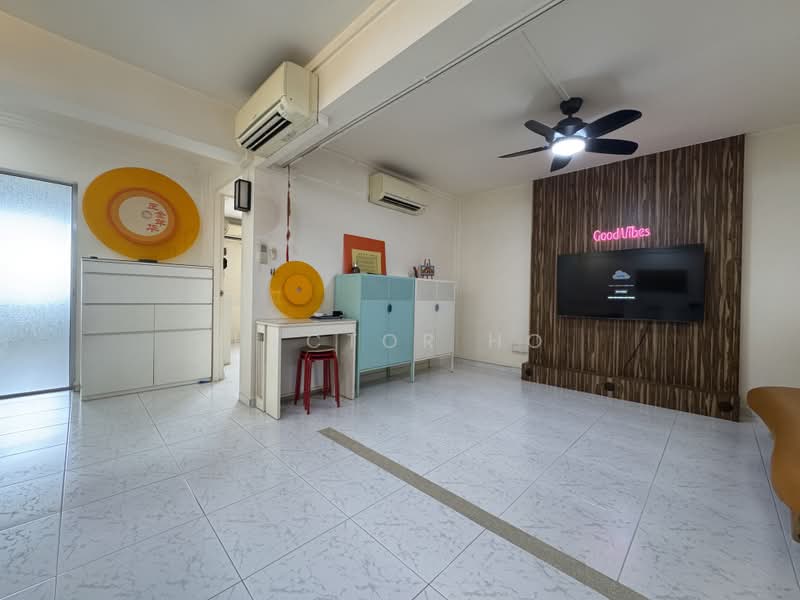 2 Hougang Avenue 3, 2 Hougang Avenue 3, 1 Bedroom, 635 sqft, HDB Flat For Sale, by Hector Ho, 500224880 - Living Room (Diagonal view) - PropertyGuru.com.sg