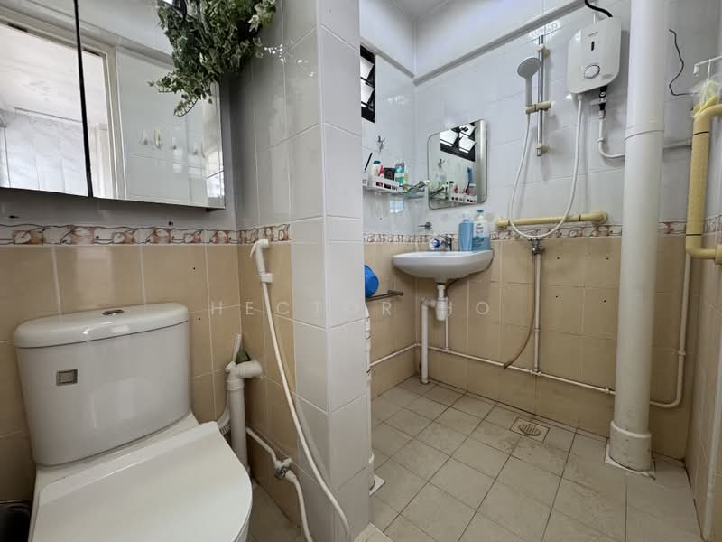 2 Hougang Avenue 3, 2 Hougang Avenue 3, 1 Bedroom, 635 sqft, HDB Flat For Sale, by Hector Ho, 500224880 - Bathroom - PropertyGuru.com.sg