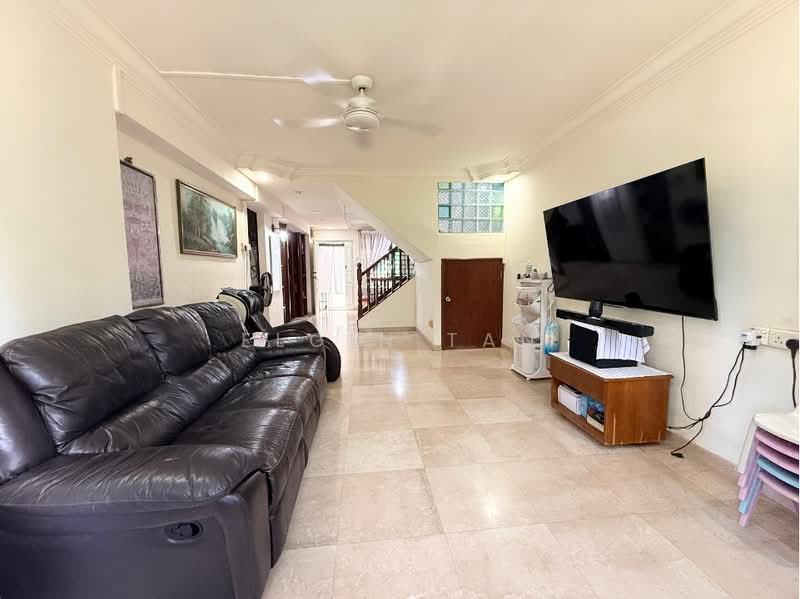 333 Kang Ching Road, 333 Kang Ching Road, Boon Lay / Jurong / Tuas, 4 Bedrooms, 1,538 sqft, HDB Flat For Sale, by Elgin Tan, 500224883 - Living Room - PropertyGuru.com.sg