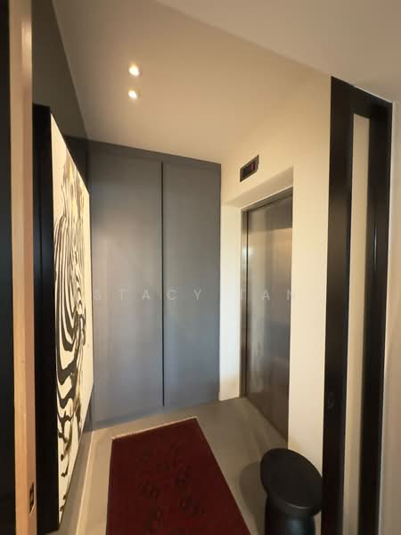 Palm Gardens, 2E Hong San Walk, 3 Bedrooms, 1,205 sqft, Condominium For Sale, by Stacy Tan, 500224886 - Entrance - PropertyGuru.com.sg