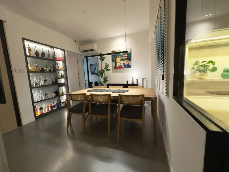 Palm Gardens, 2E Hong San Walk, 3 Bedrooms, 1,205 sqft, Condominium For Sale, by Stacy Tan, 500224886 - Dining Room - PropertyGuru.com.sg