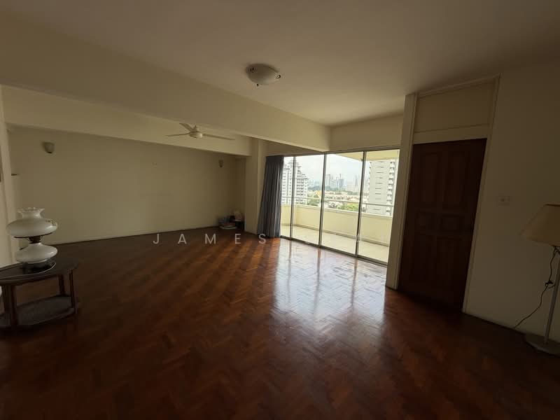 Pandan Valley, 7 Pandan Valley, 4 Bedrooms, 2,669 sqft, Condominium For Sale, by James Seah, 500224892 - Living Room - PropertyGuru.com.sg