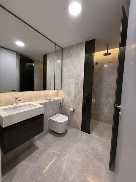Riviere, 3 Jiak Kim Street, 2 Bedrooms, 818 sqft, Condominium For Sale, by Tiffany Chan, 500224897 - Bathroom - PropertyGuru.com.sg