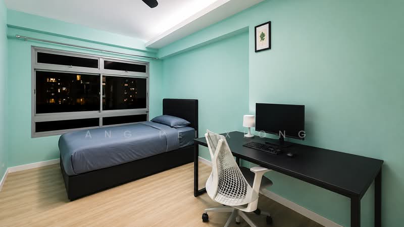 243 Pasir Ris Street 21, 243 Pasir Ris Street 21, 4 Bedrooms, 1,561 sqft, HDB Flat For Sale, by Ang Pei Xiong, 500224910 - Bedroom - PropertyGuru.com.sg