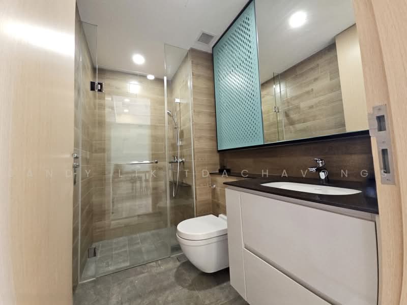 The Tre Ver, 68 Potong Pasir Avenue 1, 2 Bedrooms, 700 sqft, Condominium For Sale, by Sandy Likitdachavongs, 500224919 - Common Bathroom - PropertyGuru.com.sg