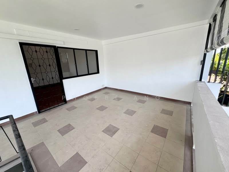Shamrock Park, 89 Namly Place, 4 Bedrooms, 2,650 sqft, Semi-Detached House For Rent, by Phoebe Ang, 500224921 - PropertyGuru.com.sg