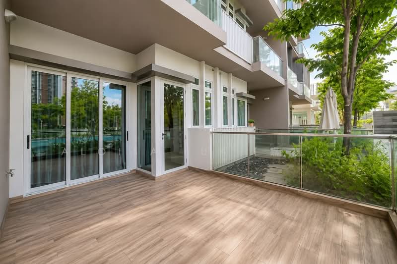 NEWest, 3 West Coast Drive, 1 Bedroom, 570 sqft, Apartment For Sale, by Aloisa Lua (嘉嘉), 500224923 - Balcony - PropertyGuru.com.sg