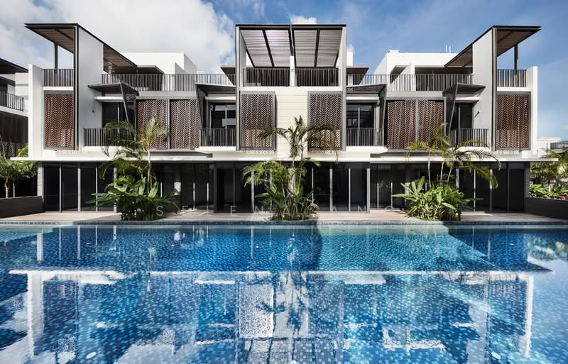 Alana, Sunrise Terrace, Seletar / Yio Chu Kang, 4 Bedrooms, 3,358 sqft, Terraced House For Sale, by Selena Ang, 500224926 - Exterior - PropertyGuru.com.sg