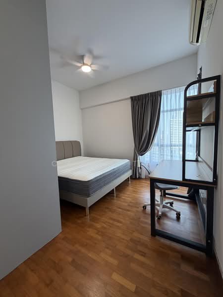 Oleander Towers, 911 Lorong 1 Toa Payoh, Room Rental, 180 sqft, Apartment For Rent, by Caren Tan, 500224929 - Master Bedroom - PropertyGuru.com.sg