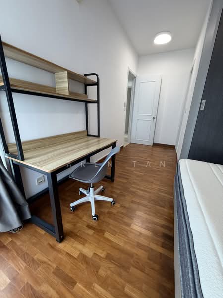 Oleander Towers, 911 Lorong 1 Toa Payoh, Room Rental, 180 sqft, Apartment For Rent, by Caren Tan, 500224929 - Master bedroom - PropertyGuru.com.sg