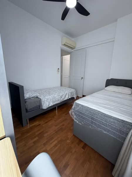 Oleander Towers, 911 Lorong 1 Toa Payoh, Room Rental, 180 sqft, Apartment For Rent, by Caren Tan, 500224929 - Common Bedroom A - PropertyGuru.com.sg