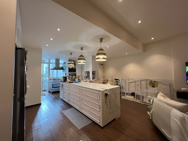 Sin Ming Plaza, 2 Sin Ming Road, 2 Bedrooms, 1,055 sqft, Apartment For Sale, by Tan Kim Choo, 500224937 - Island Top Dry Kitchen - PropertyGuru.com.sg