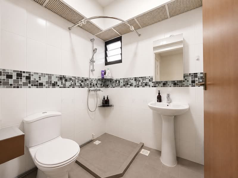 302A Woodlands Street 31, 302A Woodlands Street 31, 2 Bedrooms, 721 sqft, HDB Flat For Rent, by Kelvin Khor, 500224938 - Bathroom - PropertyGuru.com.sg