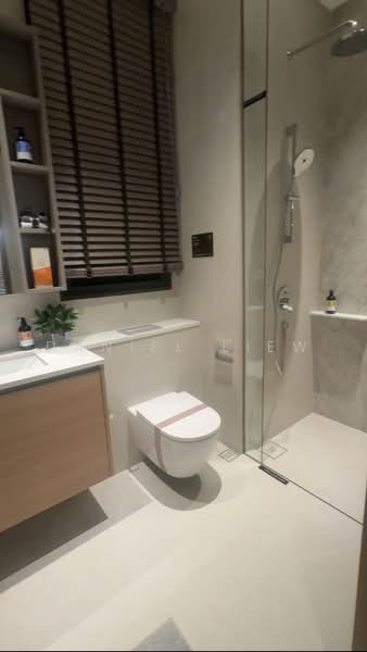The Sen, De Souza Avenue, 3 Bedrooms, 1,109 sqft, Condominium For Sale, by Daniel Liew, 500224940 - Bathroom - PropertyGuru.com.sg