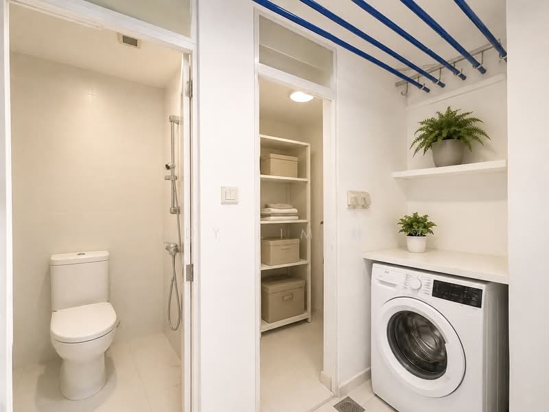 The Sea View, 37 Amber Road, 3 Bedrooms, 1,410 sqft, Condominium For Rent, by Sandy Lim 林莎莎, 500224946 - Back Yard Area with WC & Store Room - PropertyGuru.com.sg