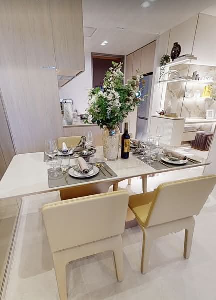 The Myst, 800 Upper Bukit Timah Road, 2 Bedrooms, 700 sqft, Condominium For Sale, by Lee Yeen, 500224947 - Dining Room - PropertyGuru.com.sg