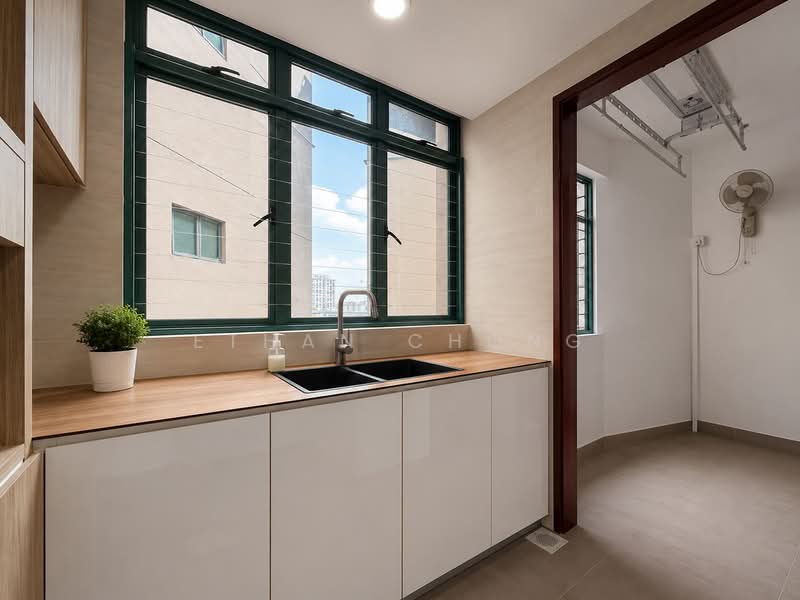 Summerdale, 2 Boon Lay Drive, 3 Bedrooms, 1,216 sqft, Condominium For Sale, by Ethan Chong, 500224953 - Kitchen - PropertyGuru.com.sg